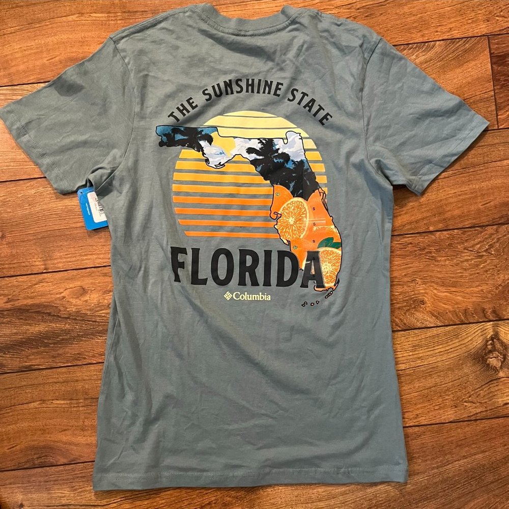 Columbia T-shirt